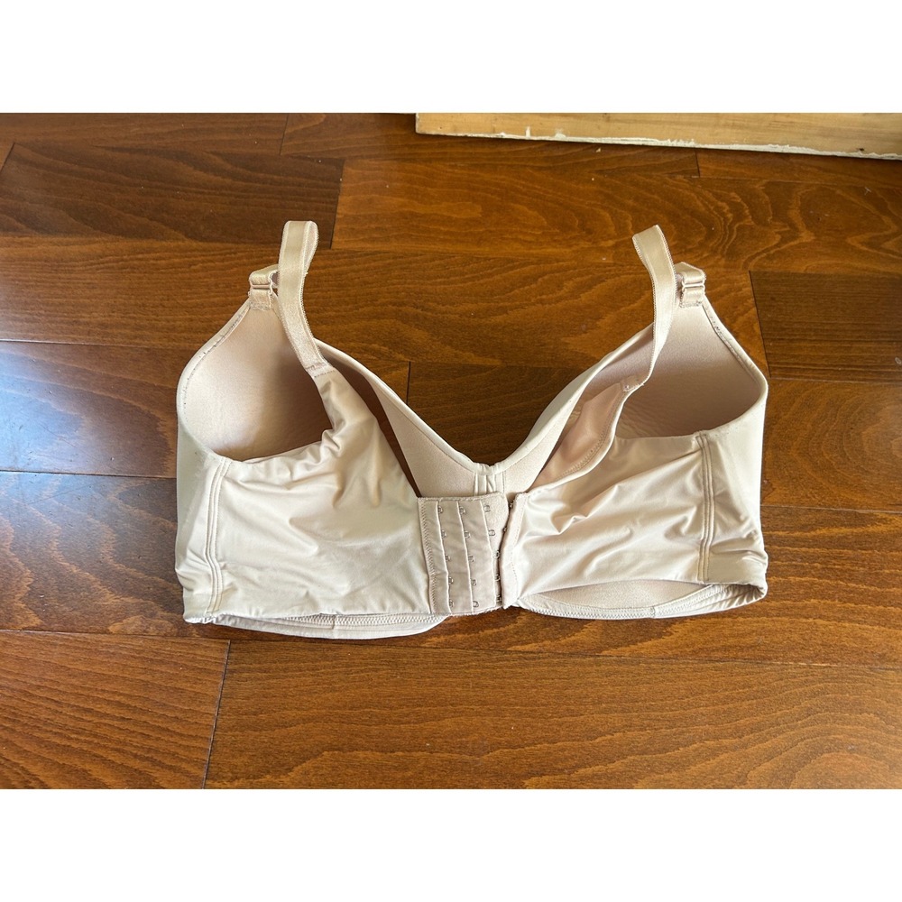 Torrid 360 Back Smoothing Wireless Bra‎ Beige Nude 42H Lightly Padded Adjustable - Picture 2 of 5